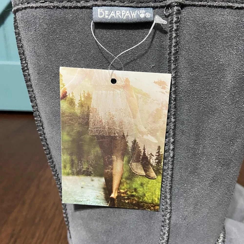 NEW!Bearpaw Emma Charcoal Boots Size 6